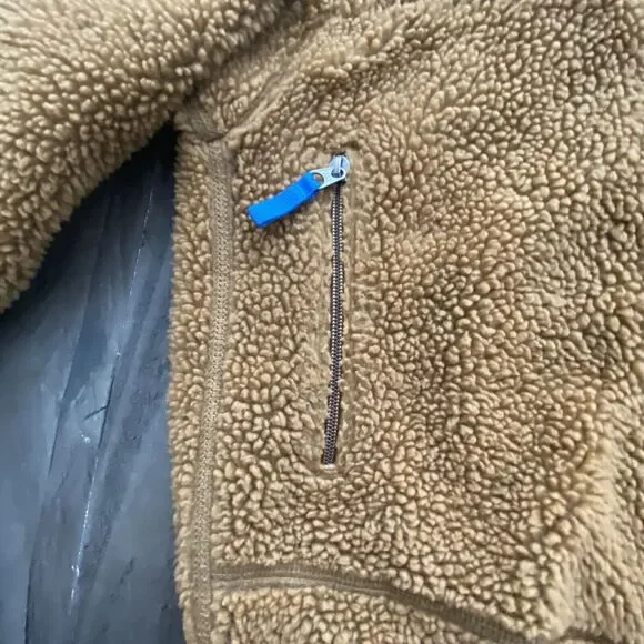 Patagonia Retro-X Fleece Jacket Kids Med. Size 10 Natural Fleece Deep Pile Zip